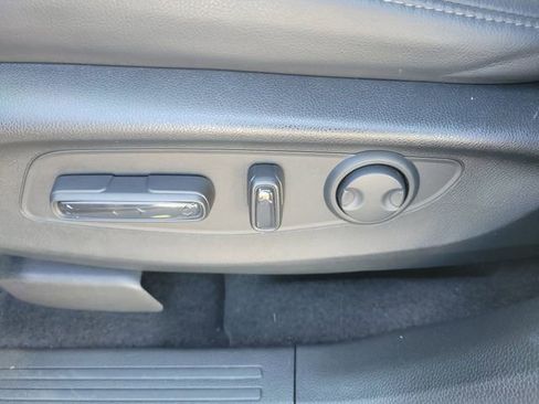 Used 2024 Honda CR-V EX-L image 18