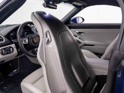 Certified 2023 Porsche 718 Boxster GTS RWD image 19