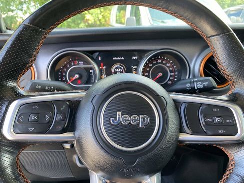 Certified 2022 Jeep Gladiator Mojave w/ LED Lighting Group AWD/4WD image 20