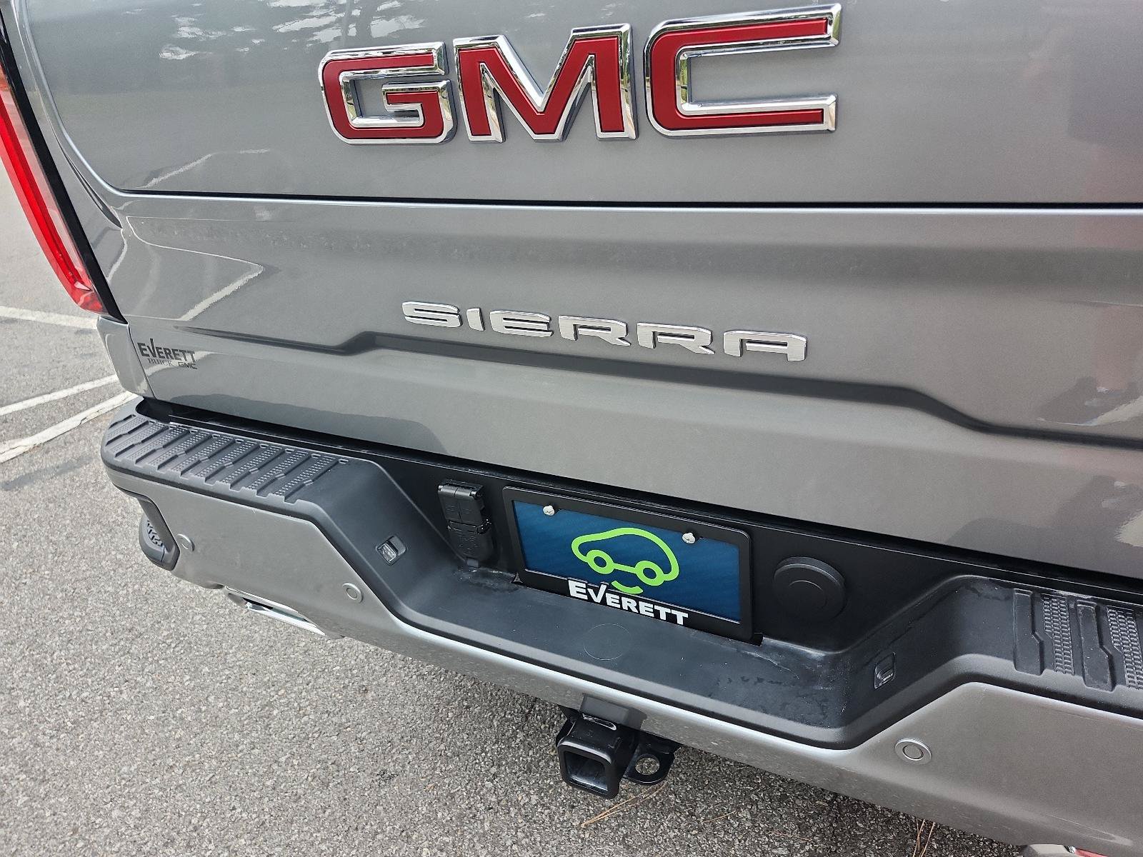 Certified 2025 GMC Sierra 1500 AT4 w/ AT4 Premium Package AWD/4WD image 4