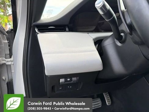 Used 2020 Land Rover Range Rover Evoque First Edition AWD/4WD image 14