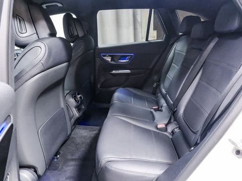 Certified 2025 Mercedes-Benz GLC 300 image 17