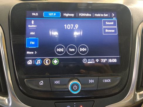 Used 2022 Chevrolet Equinox Premier AWD/4WD image 25