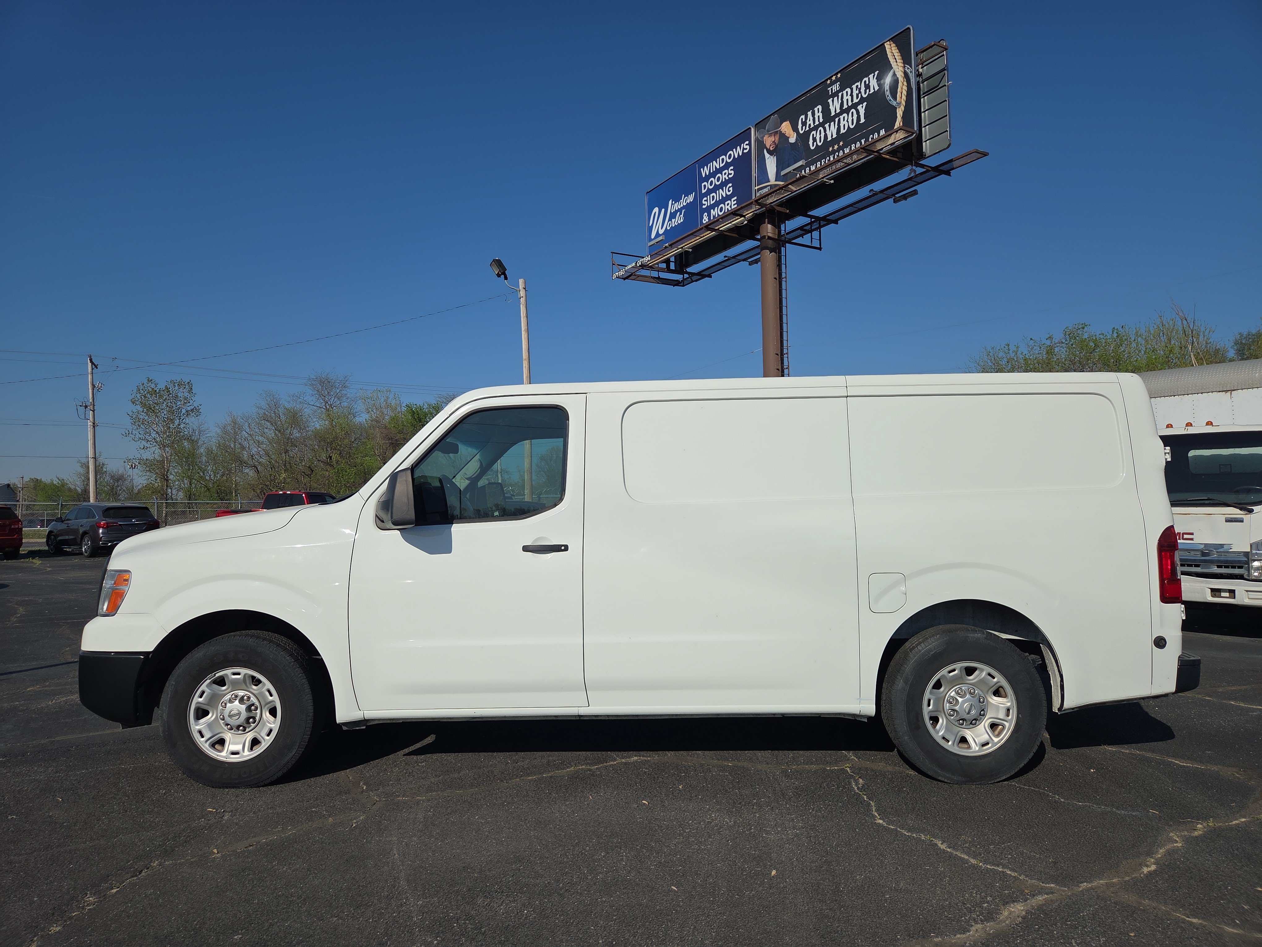 Used 2017 Nissan NV 1500 SV w/ Back Door Glass Package RWD image 2