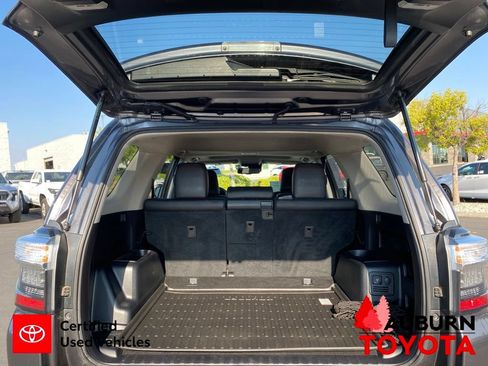 Certified 2023 Toyota 4Runner TRD Off-Road Premium w/ Moonroof Package AWD/4WD image 15