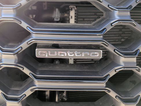 Certified 2024 Audi Q5 e Premium Plus w/ Premium Plus Package image 13