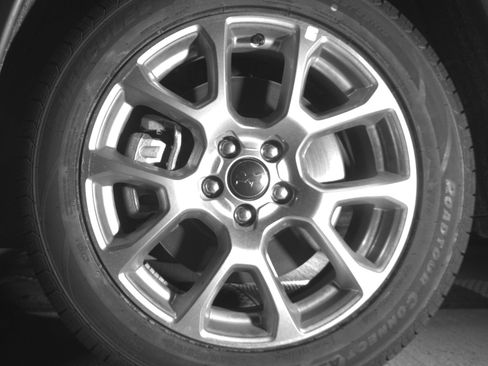 Used 2025 Jeep Compass Limited image 12