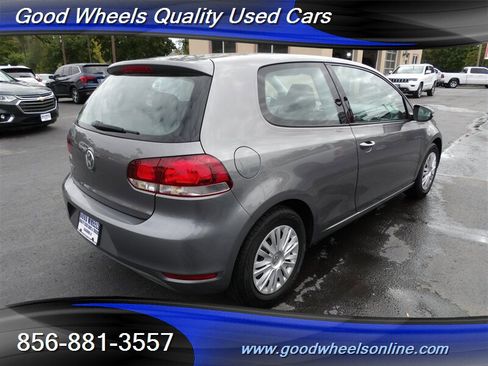 Used 2012 Volkswagen Golf 2-Door image 5