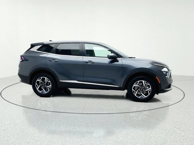 Certified 2023 Kia Sportage LX AWD/4WD image 7