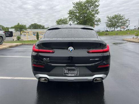 Used 2025 BMW X4 xDrive30i w/ Premium Package AWD/4WD image 4