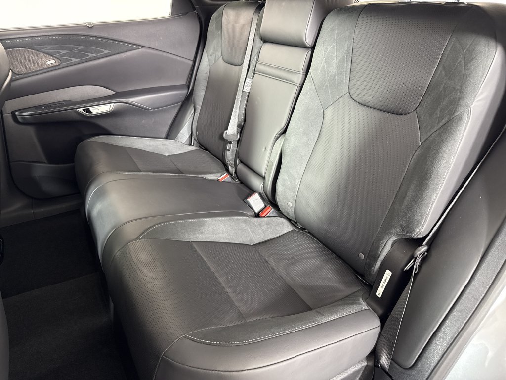 Used 2023 Lexus RX 350 AWD w/ Accessory Package (Z1) image 29
