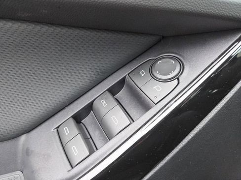 New 2026 Chevrolet Equinox LT w/ LPO, Floor Liner Package image 8