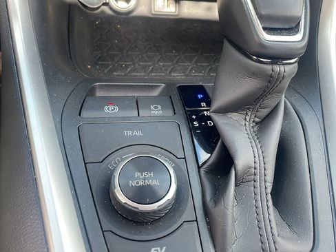 Used 2025 Toyota RAV4 XLE Premium w/ Weather Package image 20