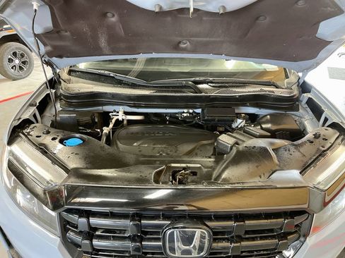 Used 2024 Honda Ridgeline Black Edition image 32