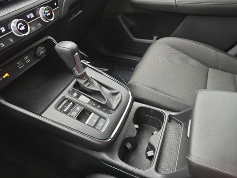 Certified 2024 Honda CR-V EX image 24