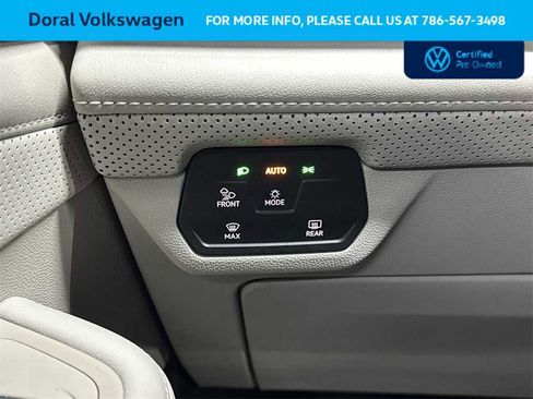 Certified 2024 Volkswagen Atlas SE image 17