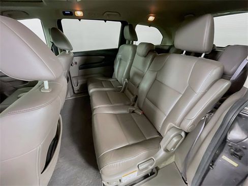 Used 2015 Honda Odyssey Touring image 23