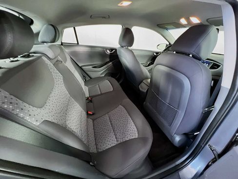 Used 2019 Hyundai Ioniq Plug-In Hybrid FWD image 27