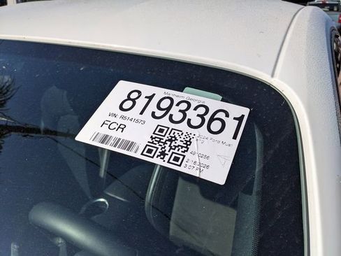 Used 2024 Ford Mustang Coupe image 5