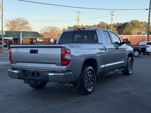 Used 2015 Toyota Tundra SR5 image 8