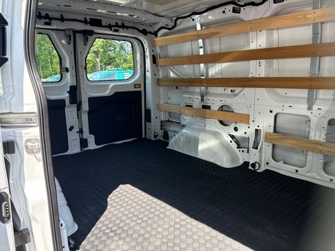 Used 2025 Ford Transit 250 Low Roof RWD image 21