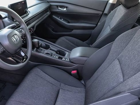 Used 2025 Honda Accord LX image 20