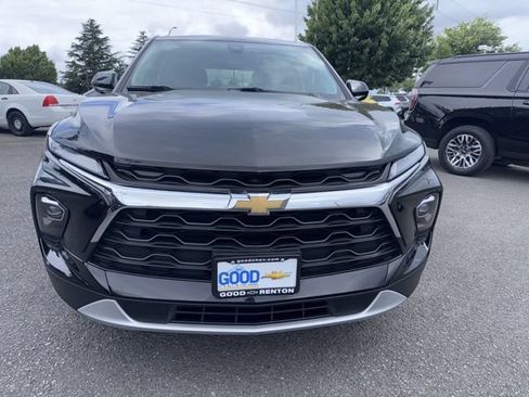 Used 2025 Chevrolet Blazer LT AWD/4WD image 8