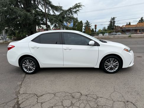 Used 2014 Toyota Corolla S Premium image 7