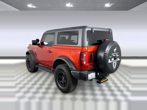 Used 2022 Ford Bronco Wildtrak image 3