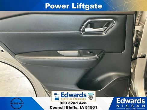 Used 2023 Nissan Rogue Platinum w/ Platinum Premium Package AWD/4WD image 15