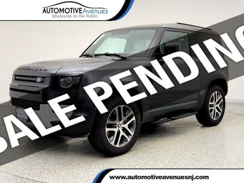 Used 2025 Land Rover Defender 90 S image 1