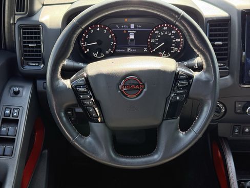 Used 2022 Nissan Frontier PRO-4X AWD/4WD image 15