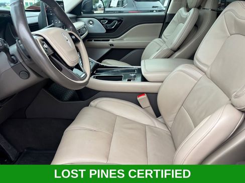 Used 2023 Lincoln Aviator Grand Touring w/ Equipment Group 301A AWD/4WD image 8
