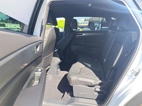 New 2026 Volkswagen Atlas Cross Sport SE AWD/4WD image 13