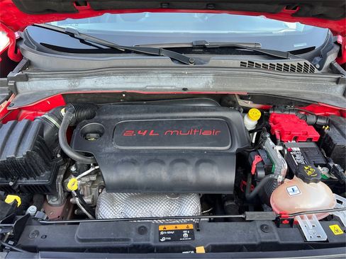 Used 2021 Jeep Renegade Sport image 12