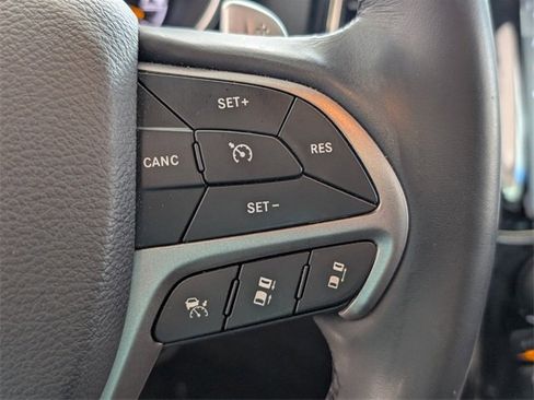 Used 2019 Jeep Grand Cherokee Limited X image 22