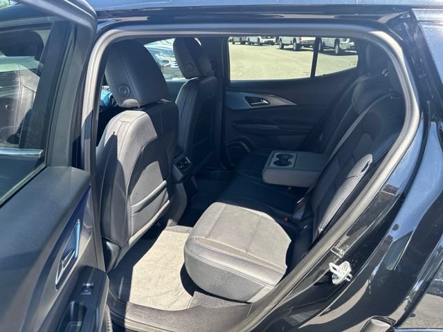 Used 2025 Chevrolet Equinox EV LT w/ Convenience Package FWD image 11