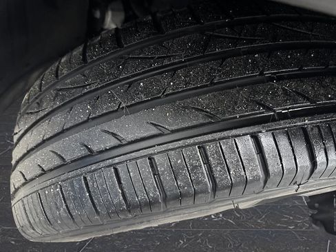 Used 2023 Ford Explorer Limited image 41