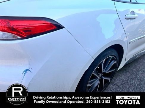 Used 2020 Toyota Corolla SE w/ Body Protection Package FWD image 3