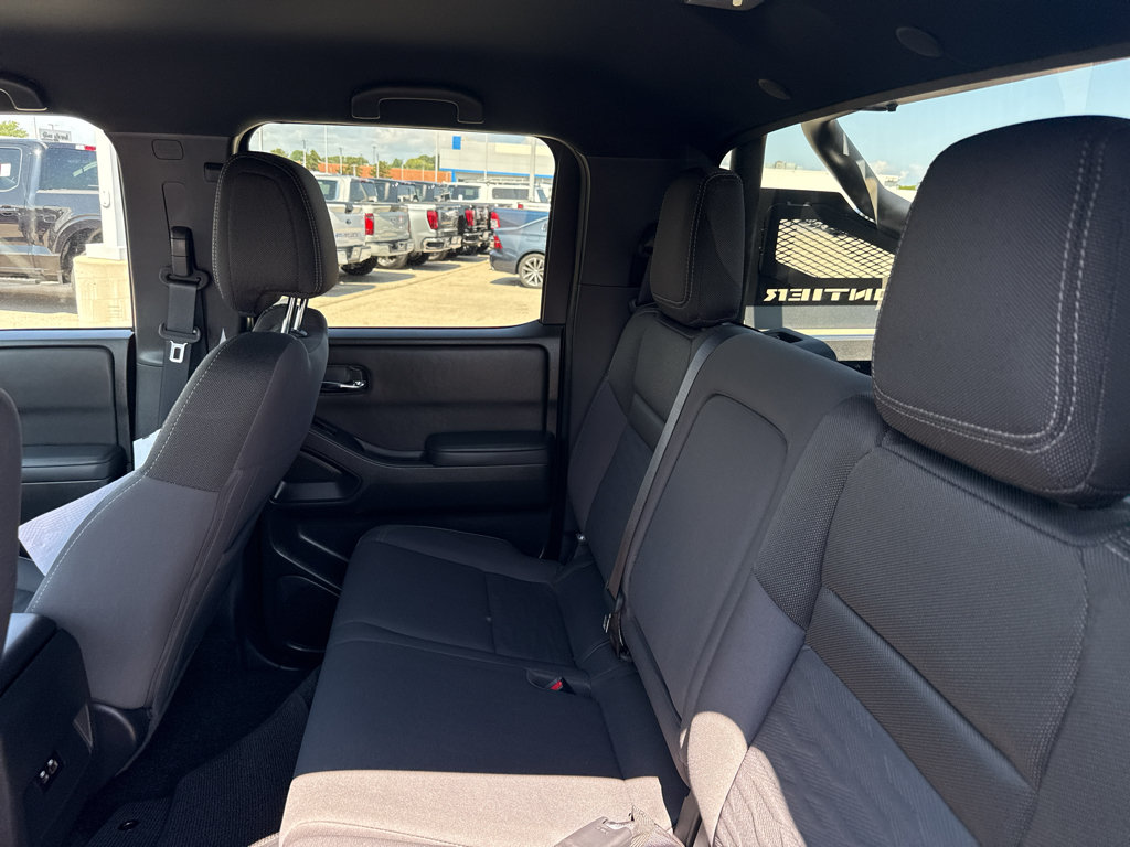 Certified 2023 Nissan Frontier SV w/ Midnight Edition Package AWD/4WD image 33