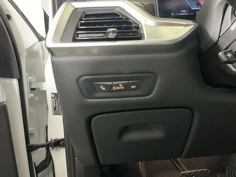 Certified 2025 BMW X5 sDrive40i image 17