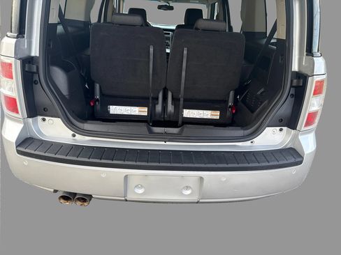Used 2009 Ford Flex SE FWD image 15