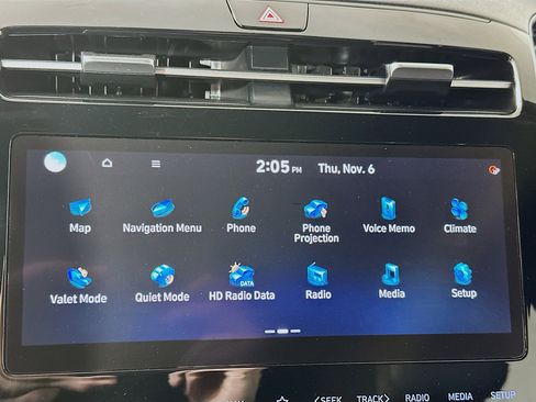 Used 2022 Hyundai Santa Cruz Limited image 15