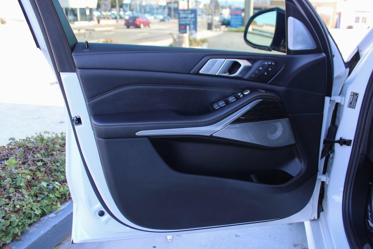 Used 2019 BMW X7 xDrive50i w/ Dynamic Handling Package AWD/4WD image 41