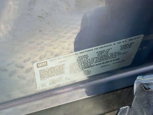 Used 2024 Chevrolet Equinox EV LT w/ LPO, Blackout Package FWD image 34