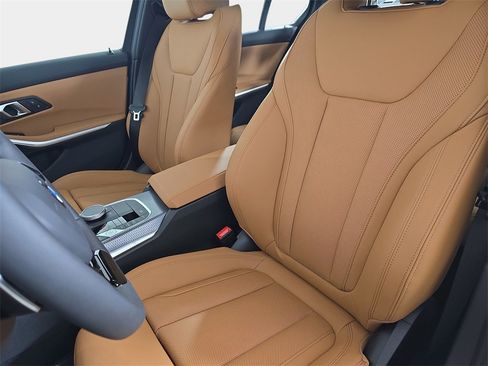 New 2026 BMW 330i xDrive 330i xDrive w/ Premium Package image 15