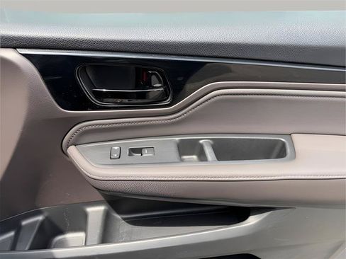 Used 2018 Honda Odyssey Elite image 34