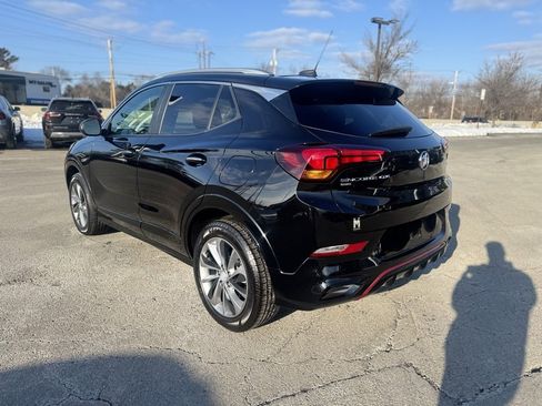 Used 2022 Buick Encore GX Select w/ Sport Touring Package image 4