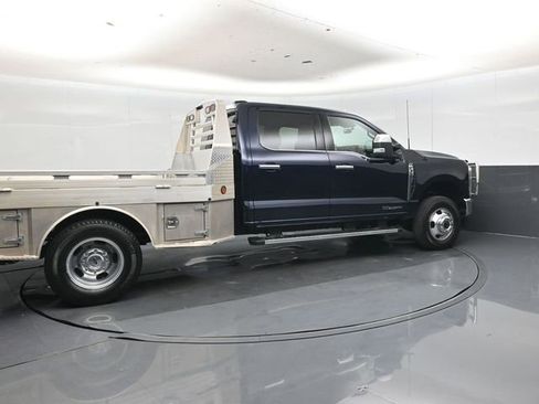 Used 2025 Ford F350 Lariat w/ Chrome Package AWD/4WD image 3