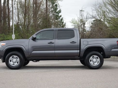 Used 2020 Toyota Tacoma SR w/ SR Convenience Package image 3